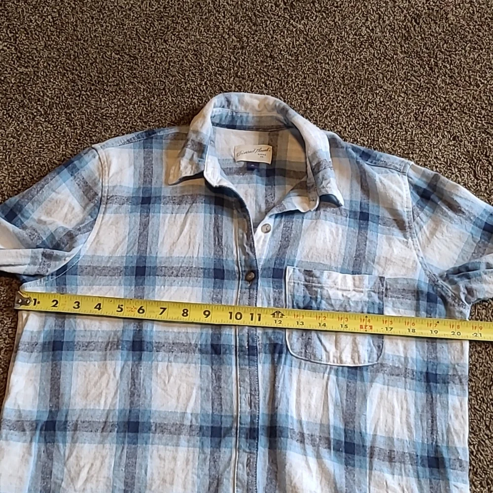 Universal thread  flannel shirt - Picture 5 of 6